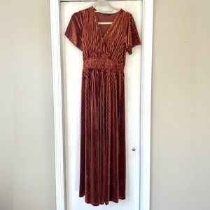 Small Bronze Velvet Dress Maxi